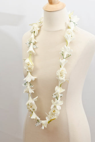 Tuberose Carnation Lei